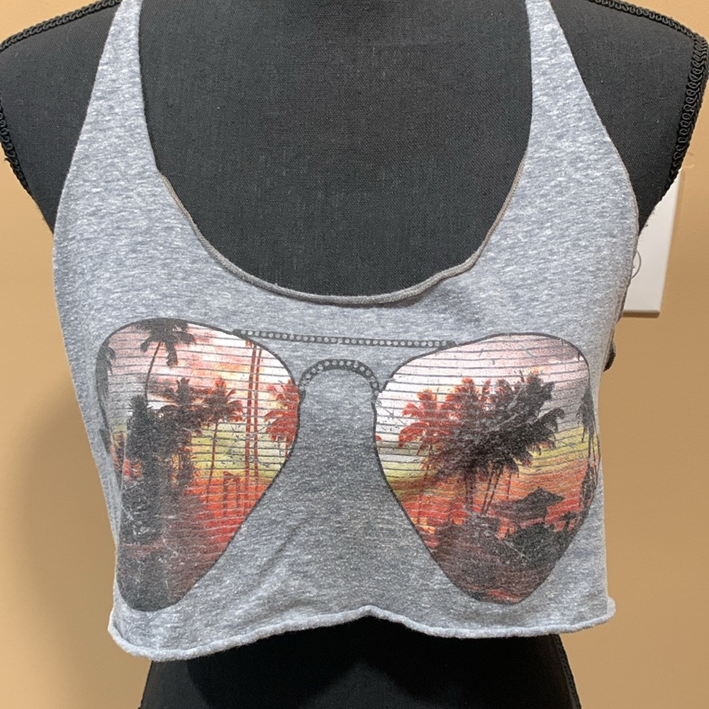 Tobi Gray Sunglasses Graphic Crop Top Tank Size Small